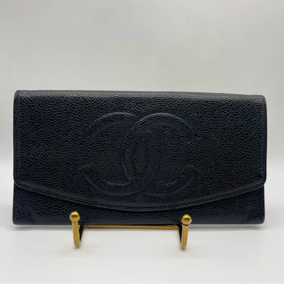 Chanel Caviar Long Wallet - Picture 1 of 13